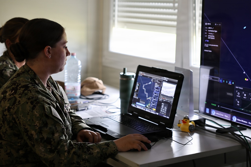 USVDIV-32 conducts live fire exercise with NATO forces