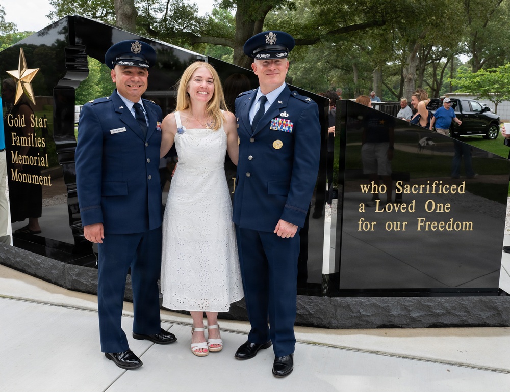 Unveiling of the Gold Star Families Memorial Monument