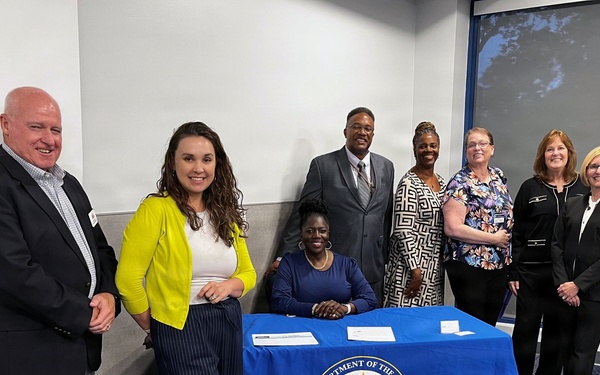 NAVSUP, NAVFAC host University of North Florida Industry Day
