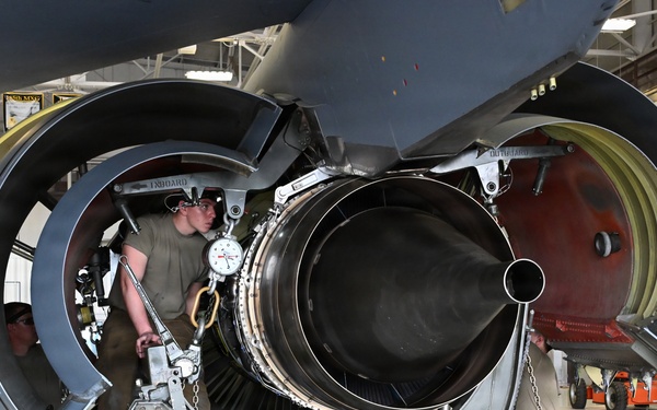 Engine Hanging