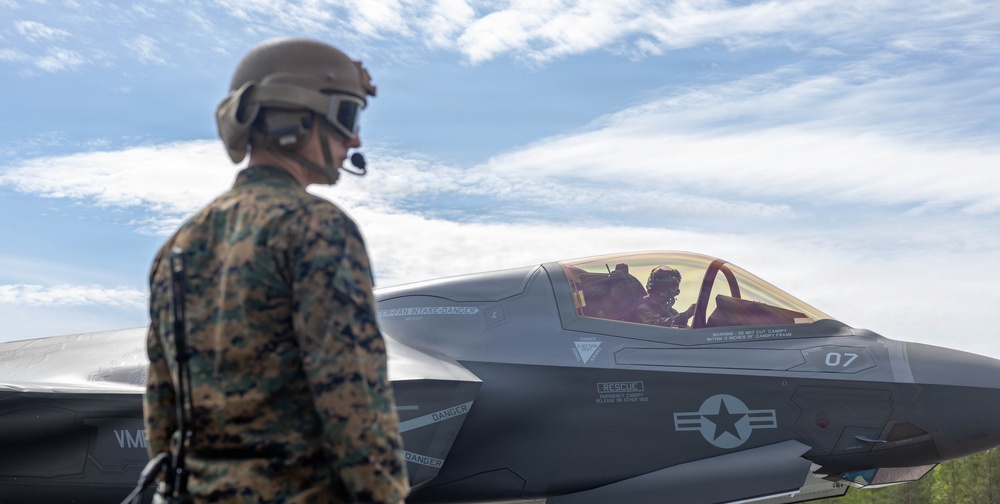 MWSS-272 conducts FARP operations in Finland