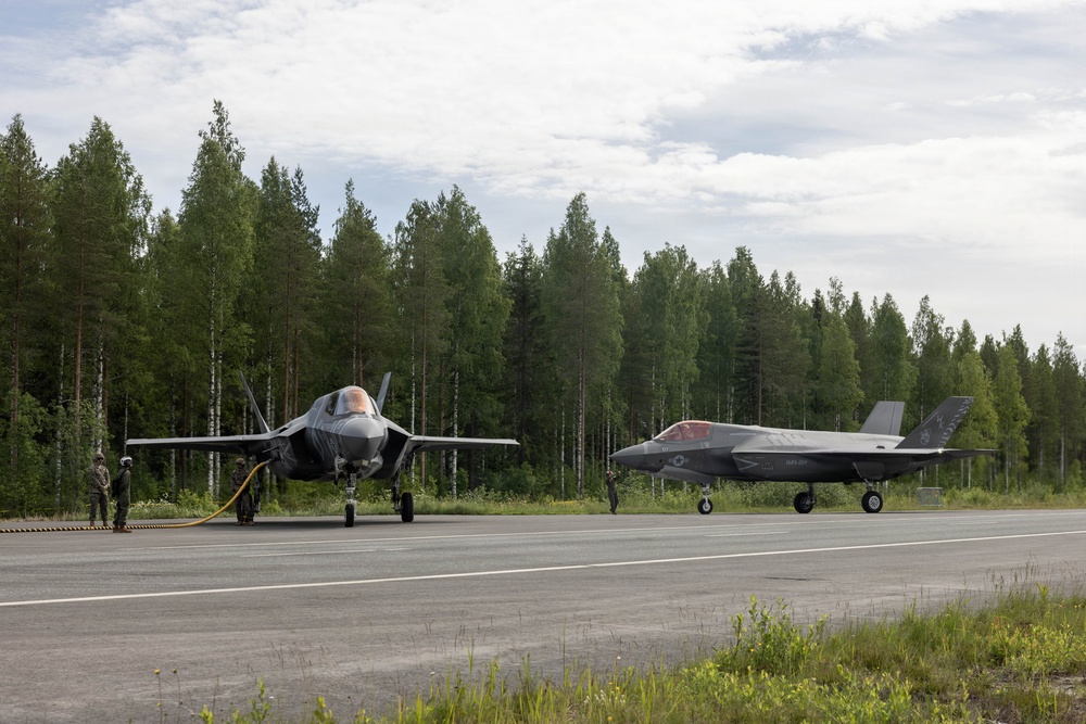 MWSS-272 conducts FARP operations in Finland