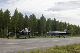 MWSS-272 conducts FARP operations in Finland