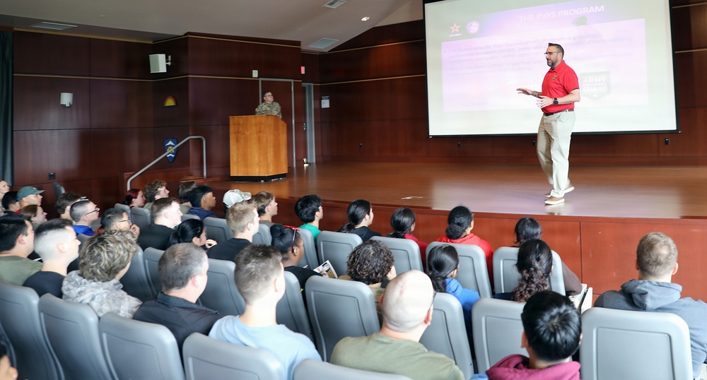 Army PaYS Program Builds Oregon Partnerships to Support Soldiers and Employers