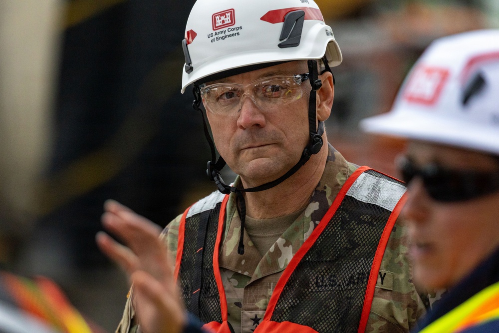 Assistant Secretary of the Army for Civil Works and USACE Commanding General Visit Montgomery Locks and Dam