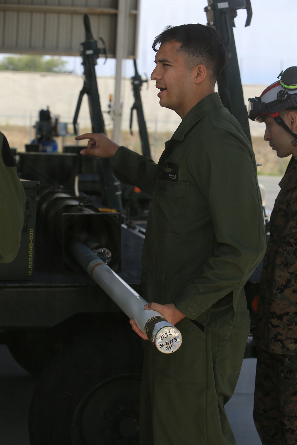 ITX 3-26 | HMLA-775 Conducts Ordnance Loading and Flight Procedures