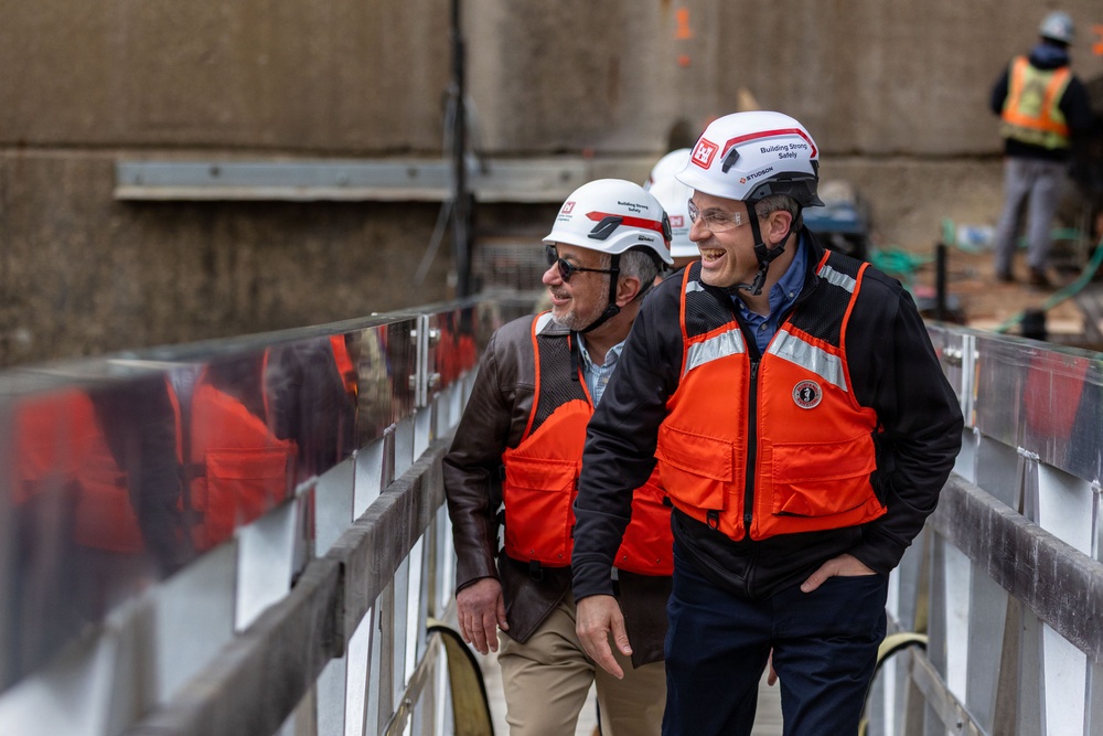 Assistant Secretary of the Army for Civil Works and USACE Commanding General Visit Montgomery Locks and Dam