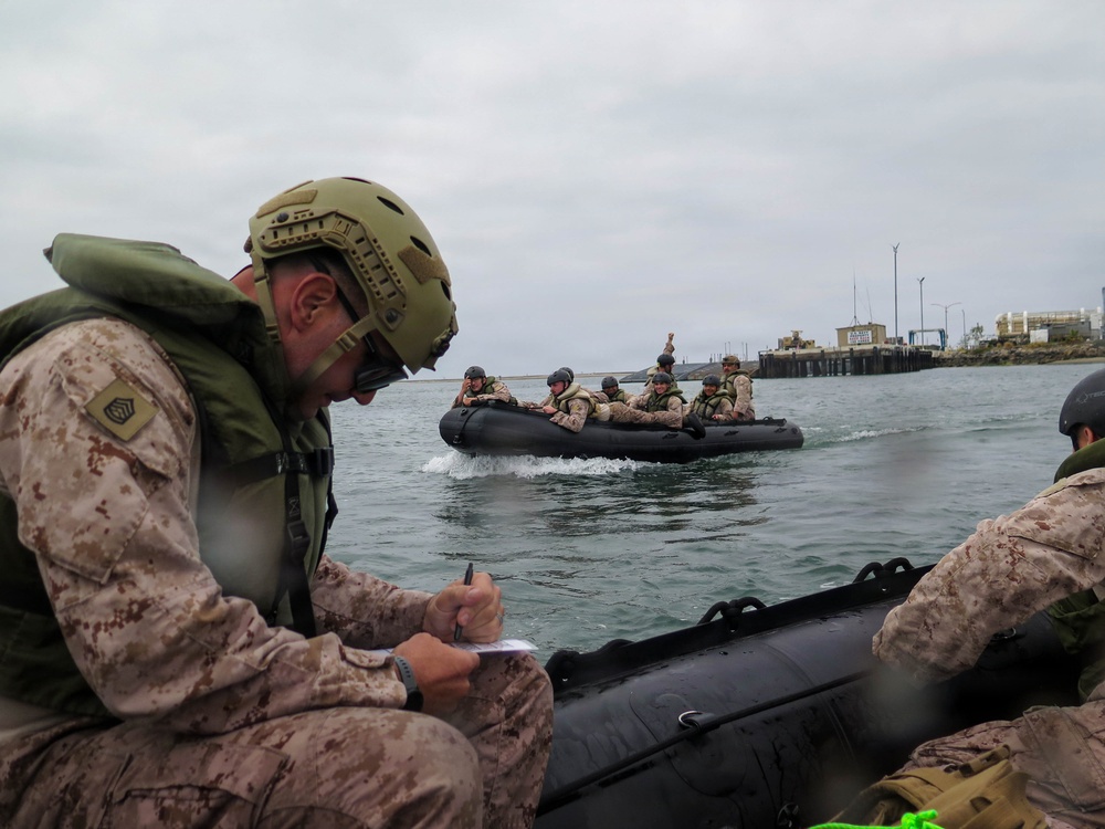 2nd Bn., 5th Marines practice loading, unloading in LCU