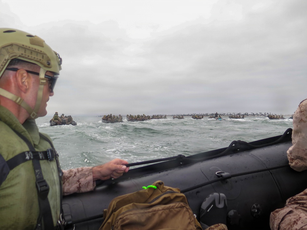 2nd Bn., 5th Marines practice loading, unloading in LCU