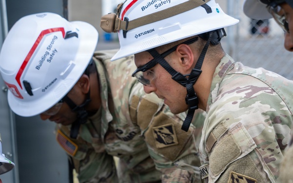 Prime Power Soldiers maintain inland waterways infrastructure America relies on