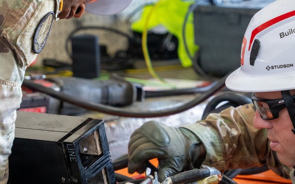 Prime Power Soldiers maintain inland waterways infrastructure America relies on