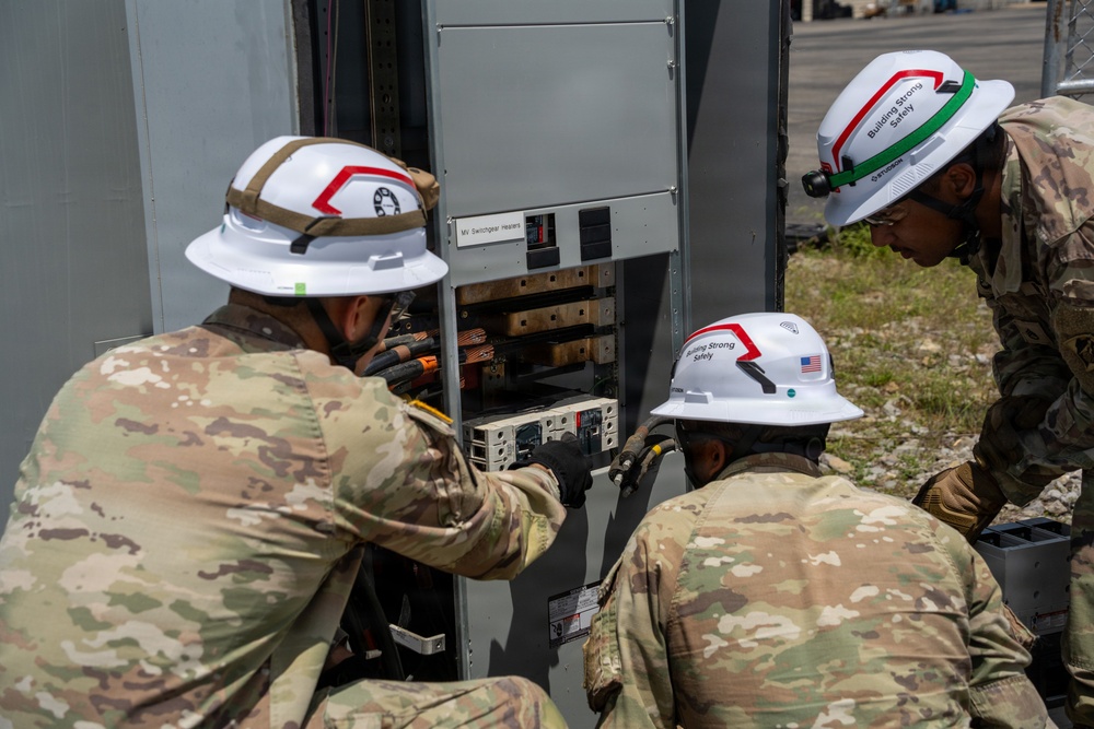 Prime Power Soldiers maintain inland waterways infrastructure America relies on