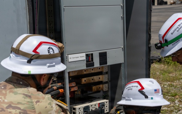 Prime Power Soldiers maintain inland waterways infrastructure America relies on