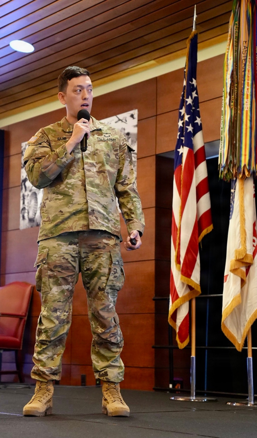11th Airborne Division Troops Present Ideas at Bi-Annual Angel Ascent
