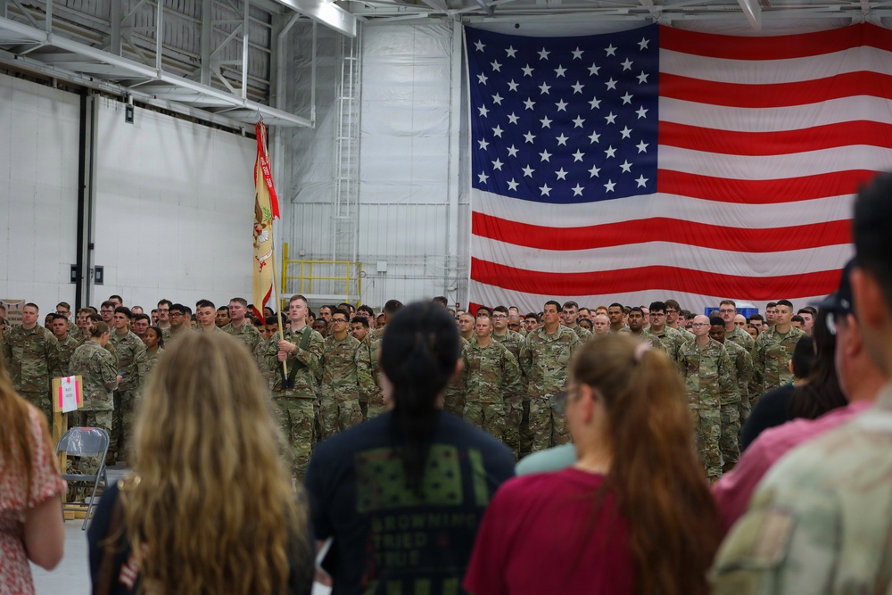 1st CAB and HHBN Soldiers Deploy to Europe