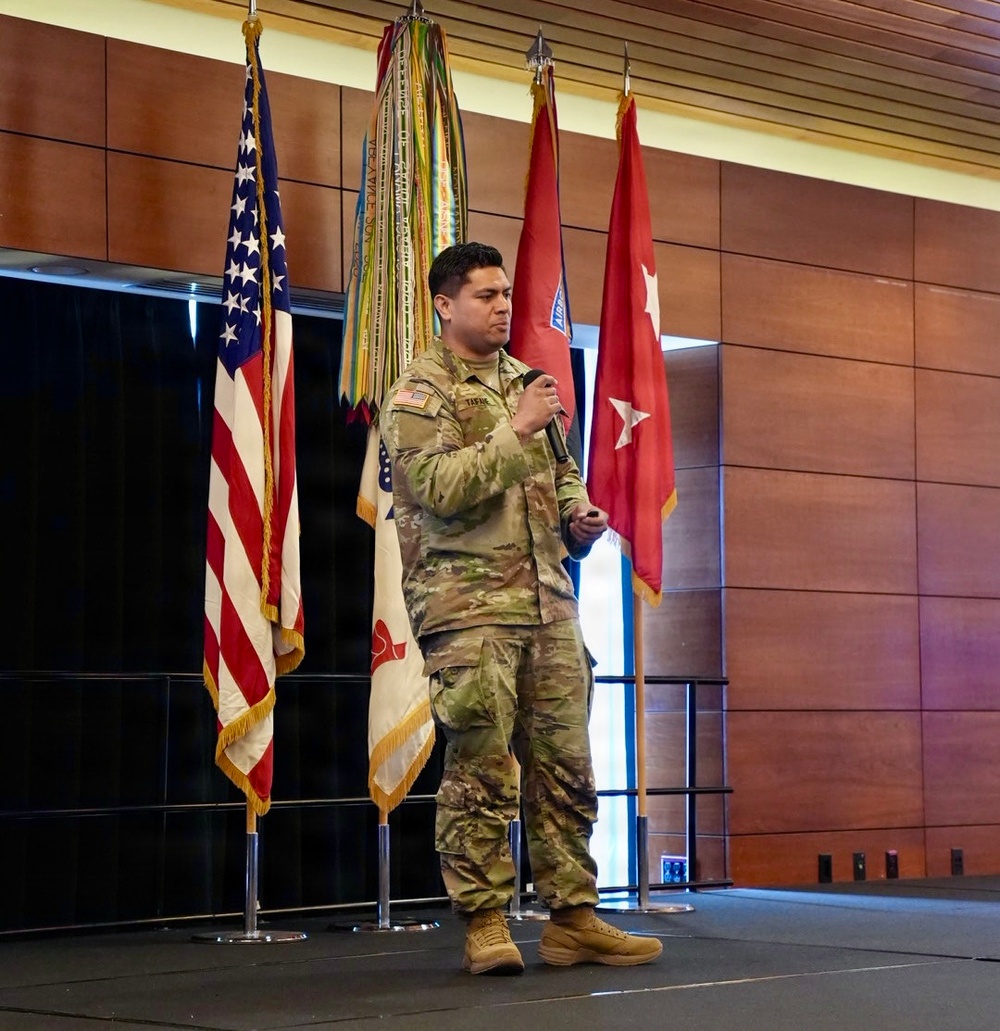 11th Airborne Division Troops Present Ideas at Bi-Annual Angel Ascent