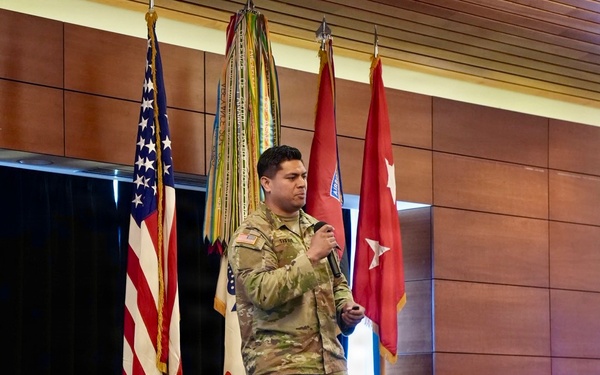 11th Airborne Division Troops Present Ideas at Bi-Annual Angel Ascent