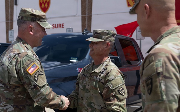 USASMDC CG Visits 32d AAMDC