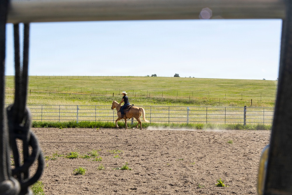 Marine Corps Mounted Color Guard participates in Elizabeth Stampede 2026