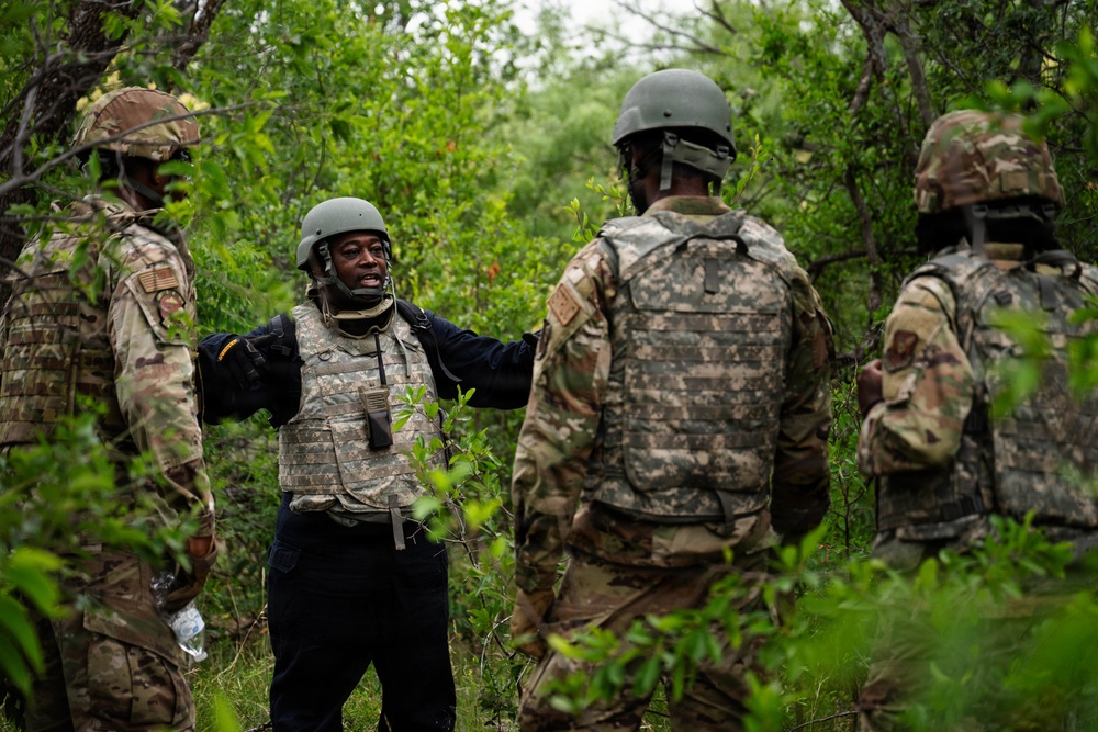 Dyess Prime BEEF Airmen test expeditionary combat skills during capture-the-flag exercise