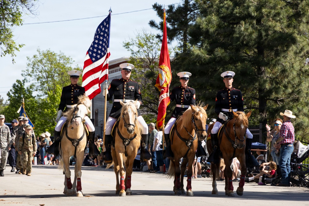 Marine Corps Mounted Color Guard participates in Elizabeth Stampede 2026