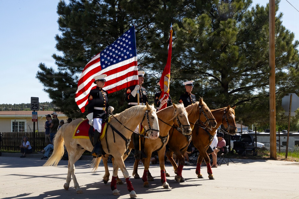 Marine Corps Mounted Color Guard participates in Elizabeth Stampede 2026