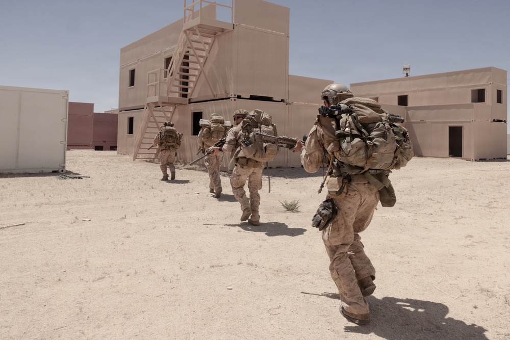 ITX 3-26 | 2nd Battalion, 24th Marines, Scouts Participate in Information and Intelligence Integration Training