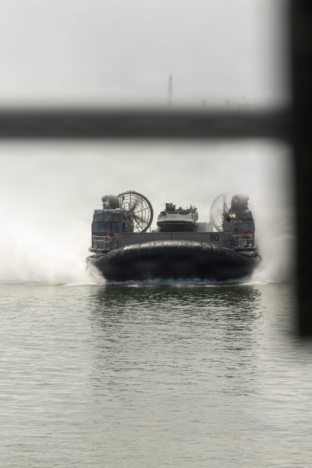 USS KEARSARGE Conducts Well Deck Operations