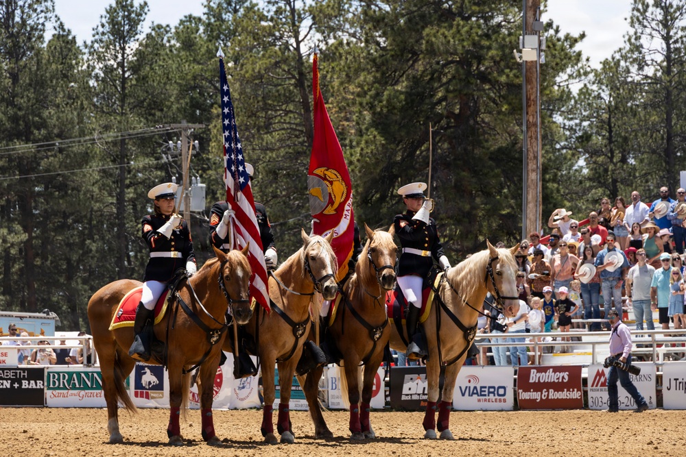 Marine Corps Mounted Color Guard participates in Elizabeth Stampede 2026