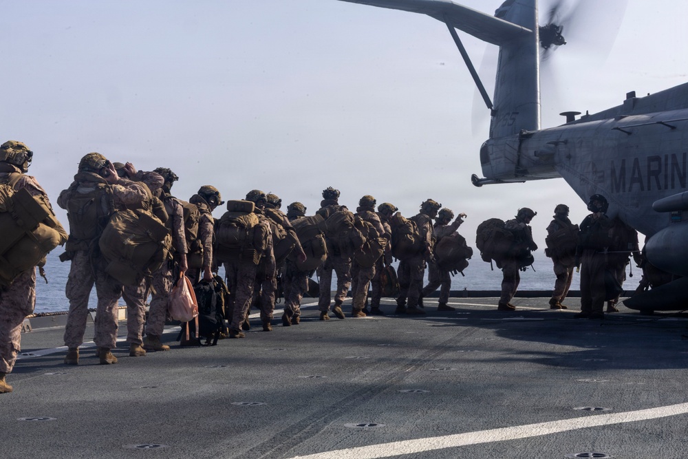 USS Comstock Conducts Flight Quarters
