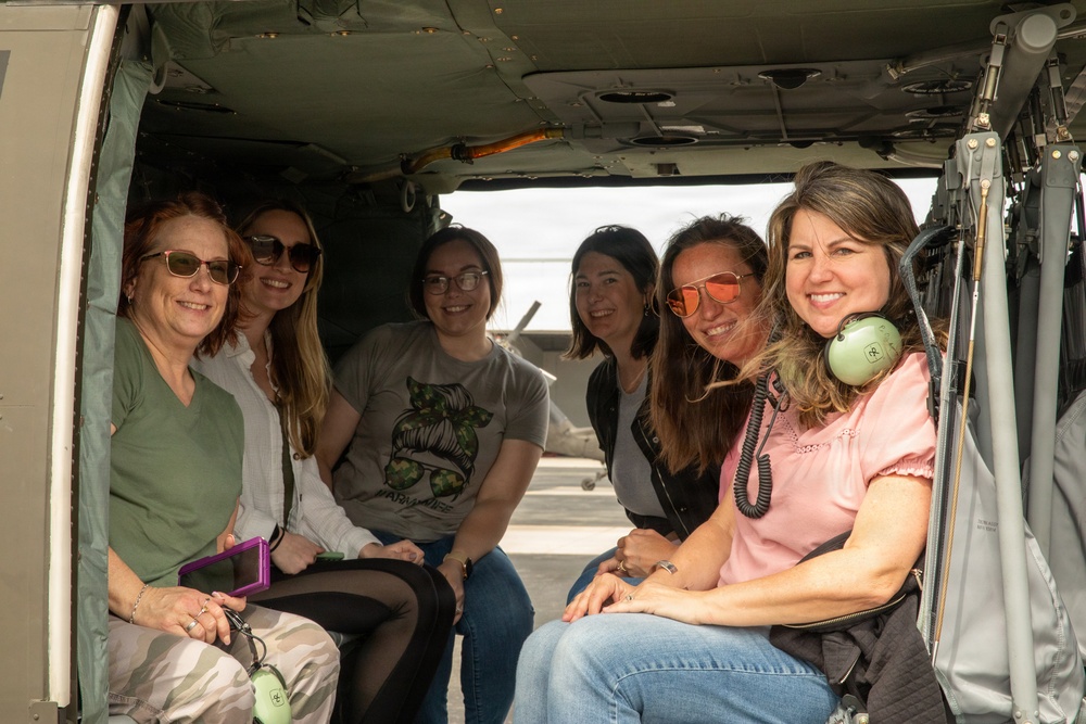 Delaware Army National Guard Aviation Host Military Spouse Appreciation Flight