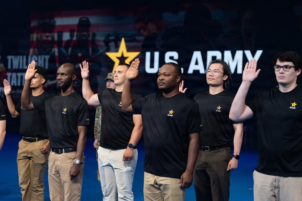 Twilight Tattoo Honors Army’s 251st Birthday