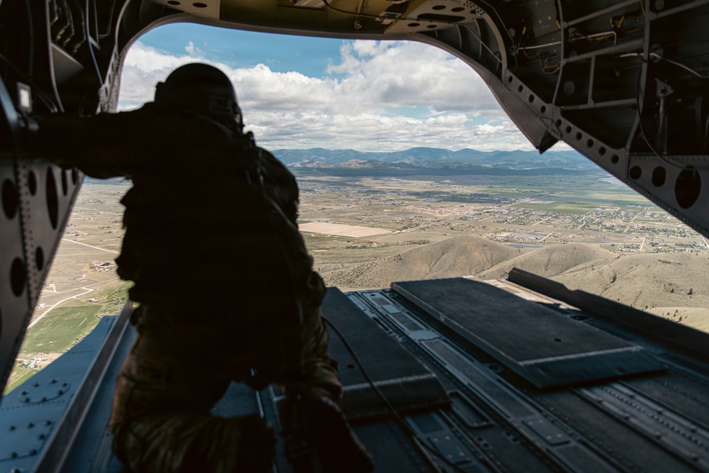 CH-47 Chinook Familiarization Exercise Regional Cooperation 26