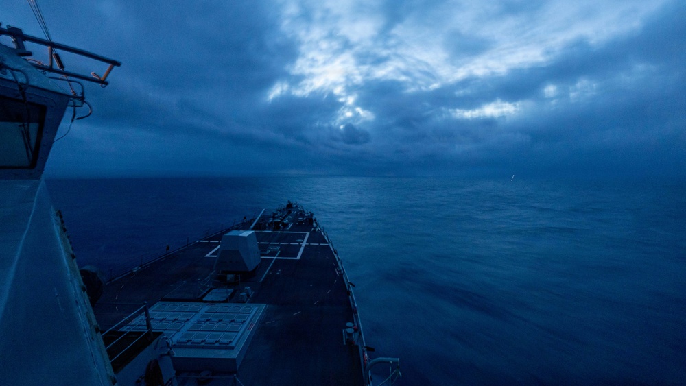 USS Mustin conducts bridge operations