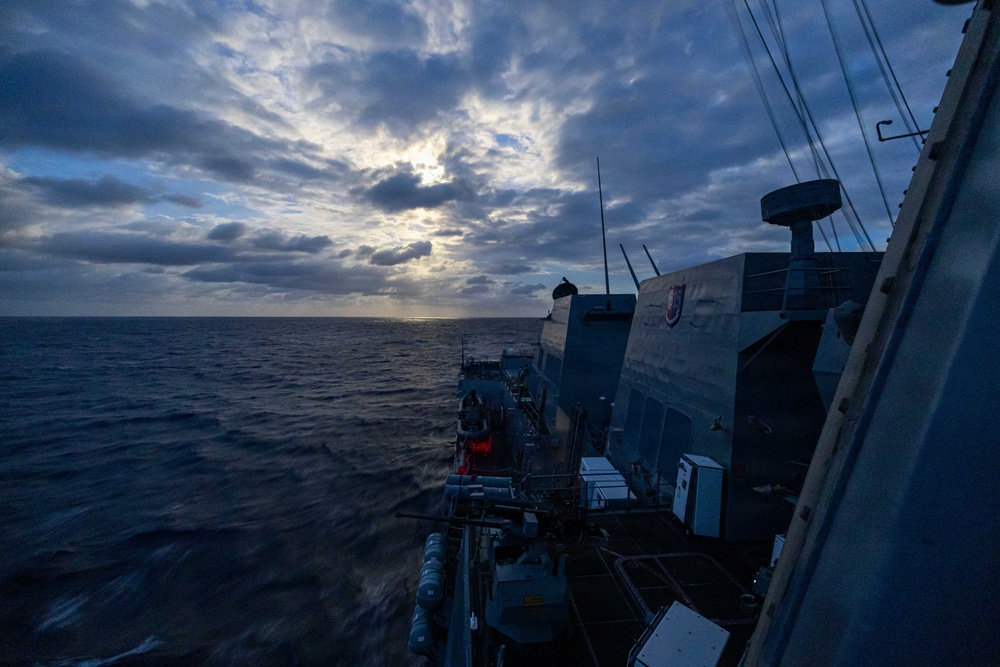 USS Mustin conducts bridge operations