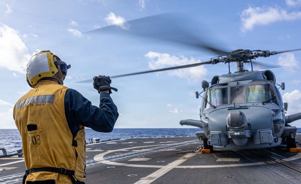 USS Mustin conducts flight operations