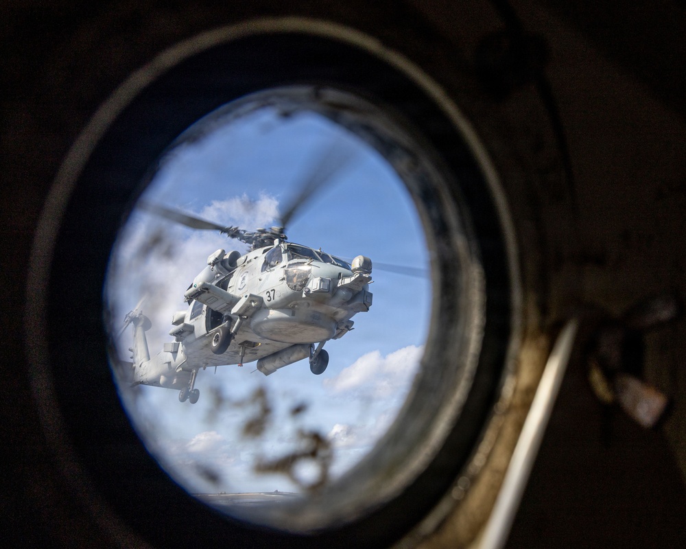 USS Mustin conducts flight operations