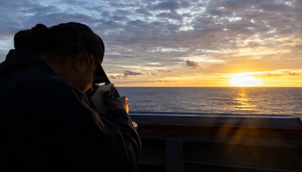 USS Mustin conducts bridge operations