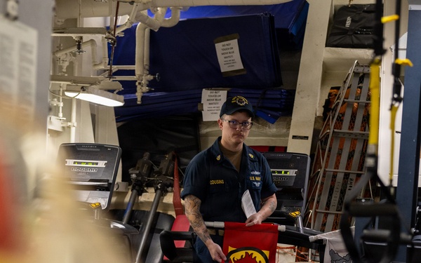 USS Mustin conducts an intergrated training team drill