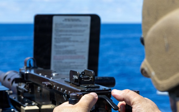 USS Mustin conducts an intergrated training team drill