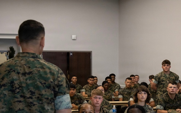 SMMC Ruiz visits 2nd MAW