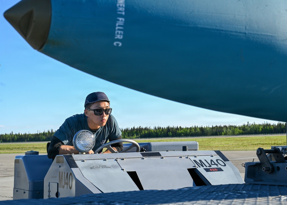 RSAF maintainers ensure 425th FS ‘Lock &amp; Loaded’ for RED FLAG-Alaska 26-2