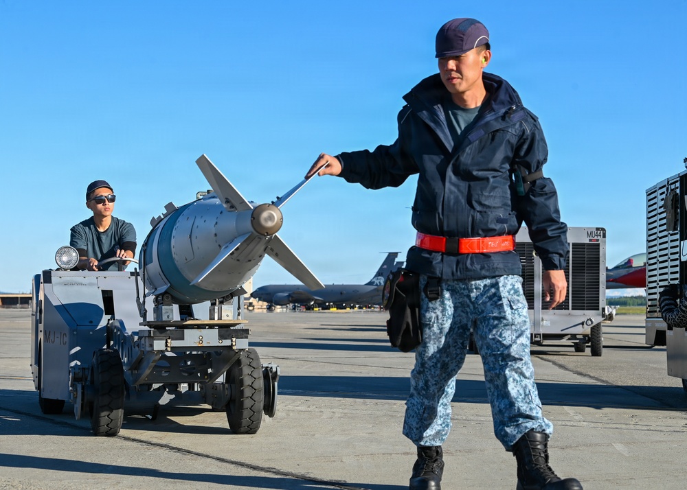 RSAF maintainers ensure 425th FS ‘Lock &amp; Loaded’ for RED FLAG-Alaska 26-2