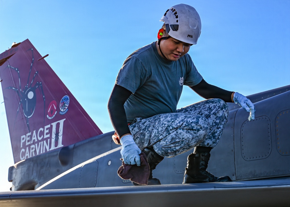 RSAF maintainers ensure 425th FS ‘Lock &amp; Loaded’ for RED FLAG-Alaska 26-2
