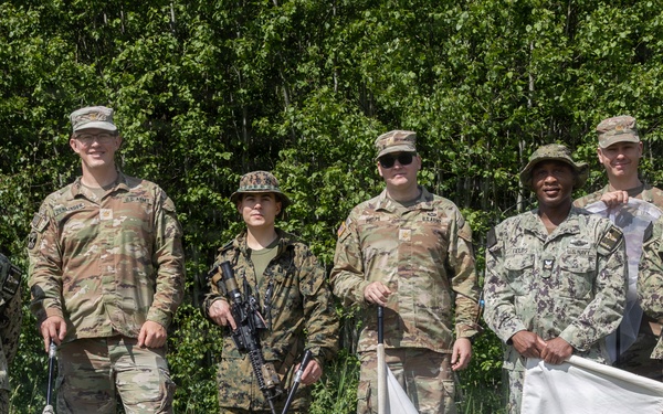 U.S. service members research ticks in the Baltic Region to target health threats
