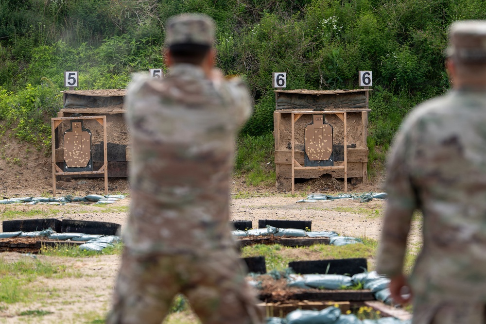 Precision on a Hot Range: Earning the Norwegian Sharpshooter Badge!