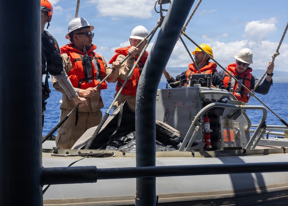 USS Princeton (CG 59) Boat Operations