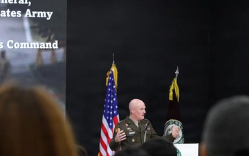Eighth Army commanding general speaks at Pyeongtaek University on the  future of U.S.-ROK Alliance