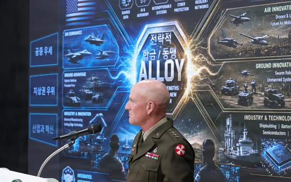 Eighth Army Commanding General Speaks at Pyeongtaek University on the Future of the U.S.-ROK Alliance