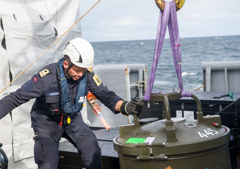 Norwegian Forces Support Mine Warfare Training During BALTOPS 2026
